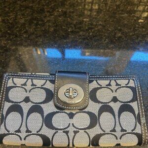 Coach Vintage Signature Jacquard Turnlock Grey & Black Leather Trim Large Wallet